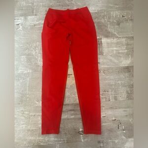 Alphalete Amplify Leggings in Formula Red in size USWXL